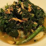 チャイナビストロ常村　ちぢみほうれん草の炒め（700円）