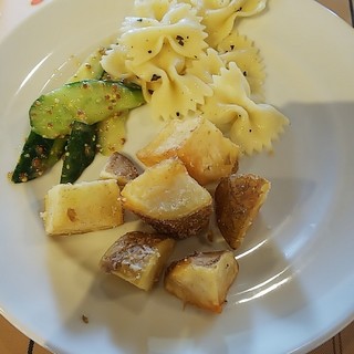 キャナリィ・ロウ_1