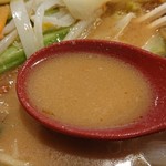 麺場 千代商店 - スープ