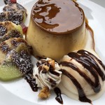 カフェアンドショップ ロータスランド - 2019/07/02
      モーニングＡセット 380円
      おまかせセット 550円
      プリンアラモード 420円
      豆乳ストロベリーアイスクリーム 150円