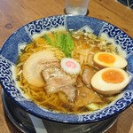 ハマカゼ拉麺店 - 清湯醤油ラーメン！