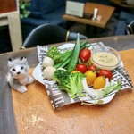 Cafe&bar SlowLife - 彩り温野菜のバーニャカウダ