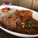 海カフェ ネフ - 野菜カレーと豆入りキーマカレー