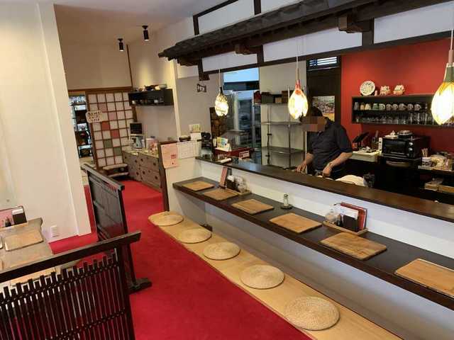 純喫茶 横浜へ行ったらここへ行く！純喫茶ラバー・難波里奈さんおすすめ