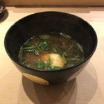 江戸前 鮨 服部 - 椀物。
      美味し。