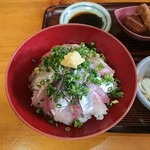 瀬戸内海 - あじどん（あじどんランチ）