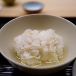 道人 - 産のはもを鍋で。出汁が芳醇で、しかし強すぎず。はもの味をぐんと引き出す。完璧。