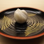 道人 - ゆり根の茶きん絞り。