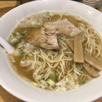 煮干しラーメン 虎徹 - 煮干しラーメン 680円