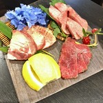 板前焼肉 赤と霜 - 