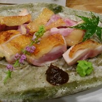 鶏割烹 ならや - もも肉のタタキ