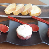 生粋 - ユッケ盛合せ(ぶつ切ユッケ、ホワイトユッケ、納豆ユッケ)