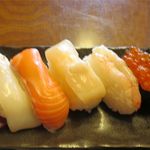 日本橋 - 握り寿司のアップ
