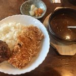 ムカイ - 「カツカレー」1,000円＋「トッピングハンバーグ」250円