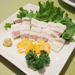 スカズカ - サーロ(800円・外税) 塩漬けにした豚脂肉