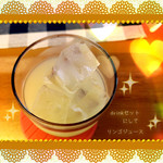 菜食健美 - リンゴジュース