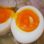 天天有 - 煮卵チャーシューメン（煮卵）