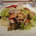 ビストロ ダイア - 前菜の砂肝のコンフィ入りサラダ
