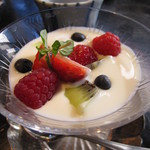 讃アプローズ - デザート（マスカルポーネの白いお汁粉）