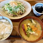 Wain Dokoro Oaji - 豚と水菜のハリハリ950円