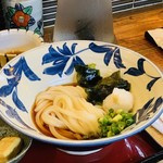 うどん工房悠々 - ひやかけーわかめも美味しいですやん