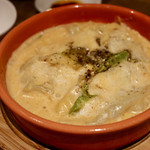 餃子とスパークリング バブルス - 炊き餃子