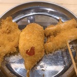 Taishuusakaba Kerosuke - 串揚げレンコン、ミニトマト、生姜アップ