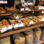 ル・グルニエ・ア・パン - 