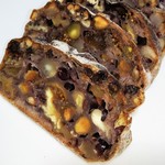 ラトリエ ドゥ プレジール - パン オ フリュイ ルージュ2018（スライス）