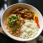 スプーンソング - 【おまかせメニュー】2種のインドライス＋ナスのチェティナッドカレープレート