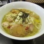 Tsurumen 大阪城北詰店 - 完全天然 塩らぁ麺
