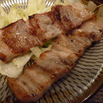 焼鳥　とり和 - カリカリの豚バラの焼き具合も最高!!