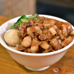 フジ コミュニケーション - 魯肉飯 小@500円