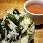 ニクータ - ランチのサラダビュッフェとトマトスープ