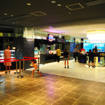 THE NEW YORK BAYSIDE KITCHEN - 2019/6/30 ディナーで利用。
      内観の様子。
      