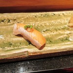 京極寿司 - びわマス