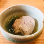 柚木元 - 【古代黒耀蝶鮫の肝、味噌溜り】