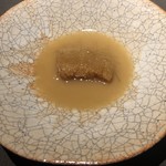 茶禅華 - 紅焼魚翅。フカヒレの白湯煮こみ。濃厚なソースにアオザメのフカヒレもしっかりとした旨味と食感が嬉しい逸品。