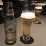 茶禅華 - まずは、青島ビールで乾杯。