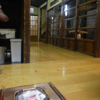 ぼたん - 待合所の囲炉裏