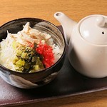 個室居酒屋 泳ぎイカ×もつ鍋 九州料理 弁慶 - 