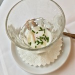 Hotel Beethoven Buffetfrühstück im Mezzanin - 前日のポーチドエッグは柔らか過ぎでイマイチ。これが Vienna style なのかぁ。