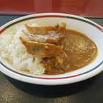 みよしの - ぎょうざカレー（425円）