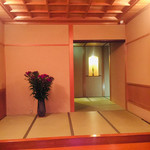 Daiwa - 内観1：玄関