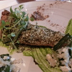 レストラン マノワ - 鮎のコンフィ　鮎の肝と山梨県・芦安の山椒の香りup