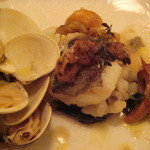 カーサ カルマ - 蛤と白身魚のブイヤベース