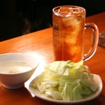 横浜　いくどん - スープ、キャベツ、ウーロン茶、年中無料で提供！