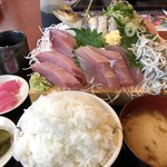 埼玉漁港 海鮮食堂 そうま水産 - ♪セリで買付！三代目刺身番長ランチ¥1080