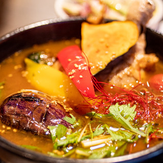 スープカレーと季節野菜ダイニング 彩_1