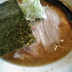 栗林 - 鶏そば（醤油・アップ）